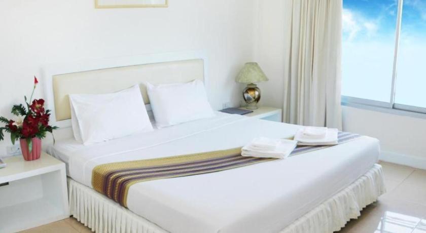 Seng Aroun Hotel Paksze Kültér fotó